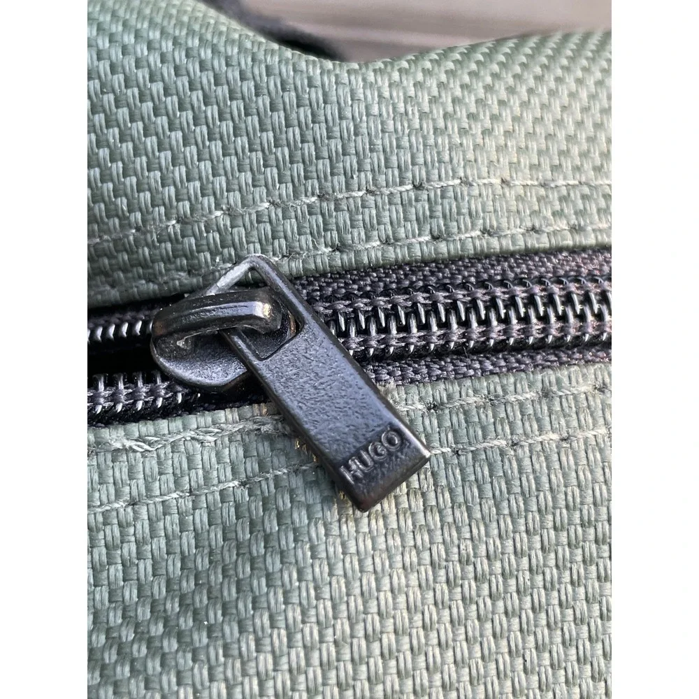 Vintage Hugo Boss Green Canvas Sling Bag Mens Messenger Crossbody Backpack Olive